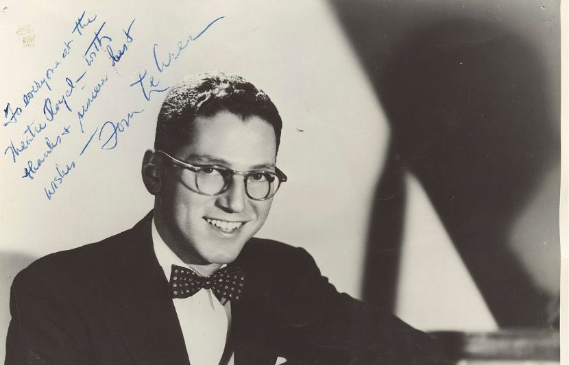 Portrait of Tom Lehrer circa 1958